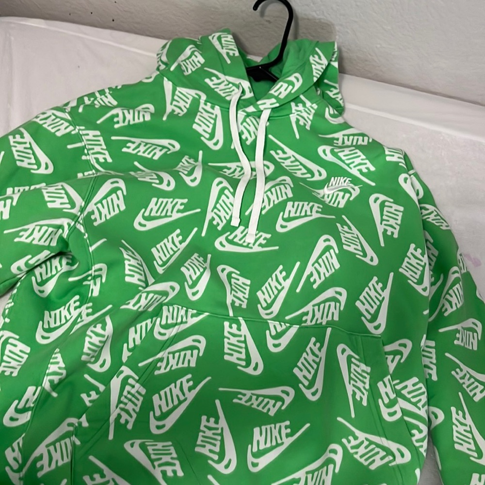 soft , hoodie , nike , womens , small , light green